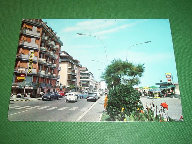 Cartolina Pescara - Lungomare 1971.