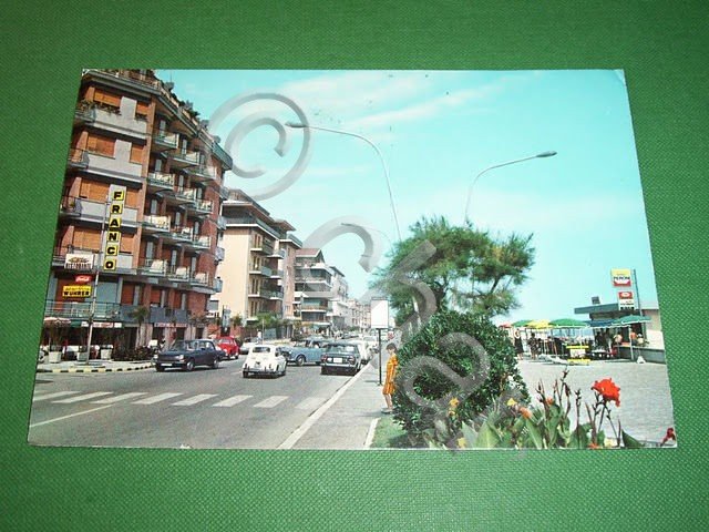 Cartolina Pescara - Lungomare 1971.
