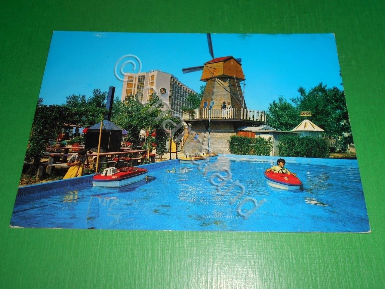 Cartolina Pescara - Montesilvano - Parco Giochi 1976