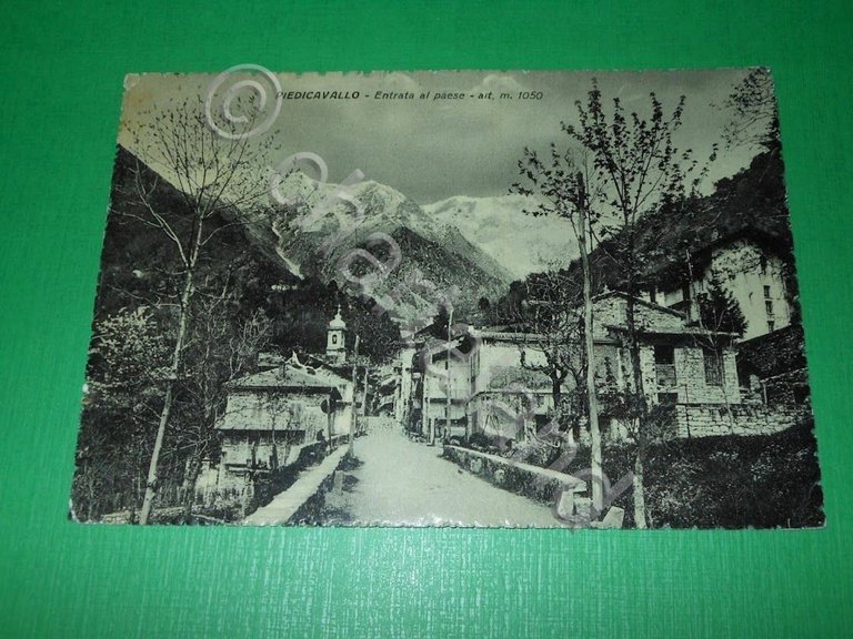 Cartolina Piedicavallo - Entrata al Paese 1954.