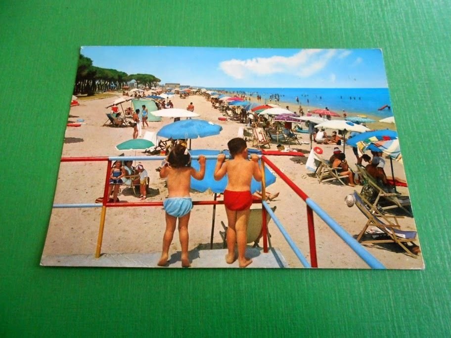Cartolina Pineto - Spiaggia 1975 ca.