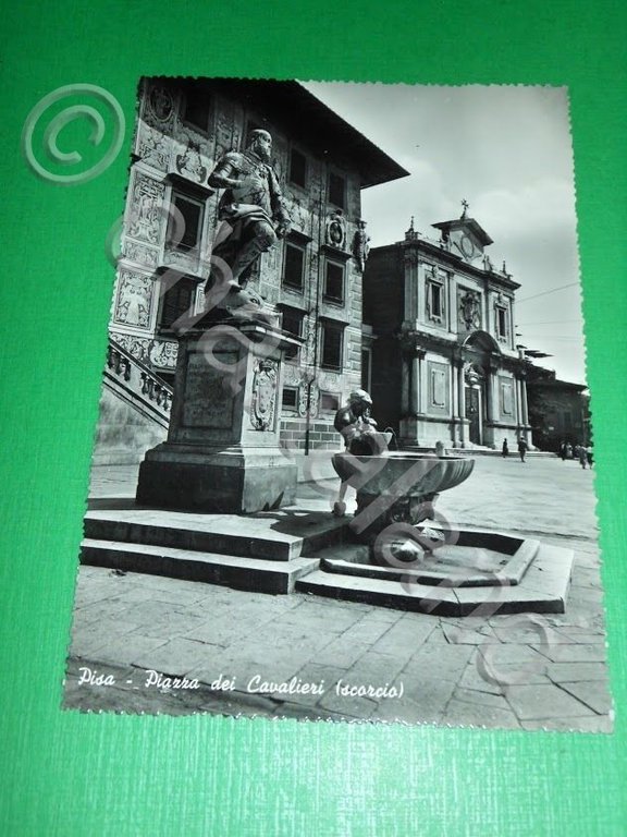 Cartolina Pisa - Piazza dei Cavalieri ( scorcio ) 1954