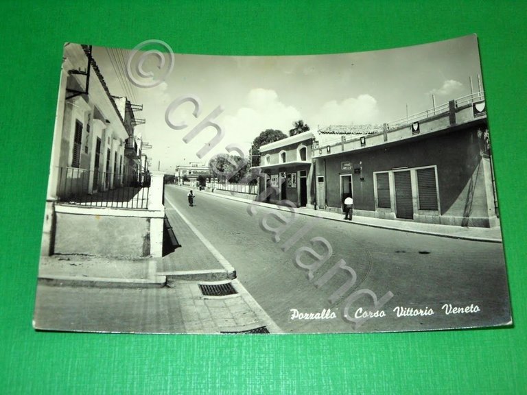Cartolina Pozzallo ( Ragusa ) - Corso Vittorio Veneto 1954