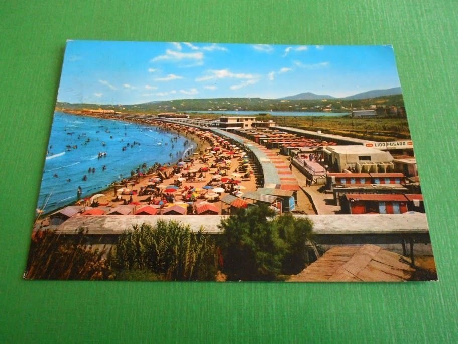 Cartolina Pozzuoli - Torregaveta - Spiaggia Romana 1968.