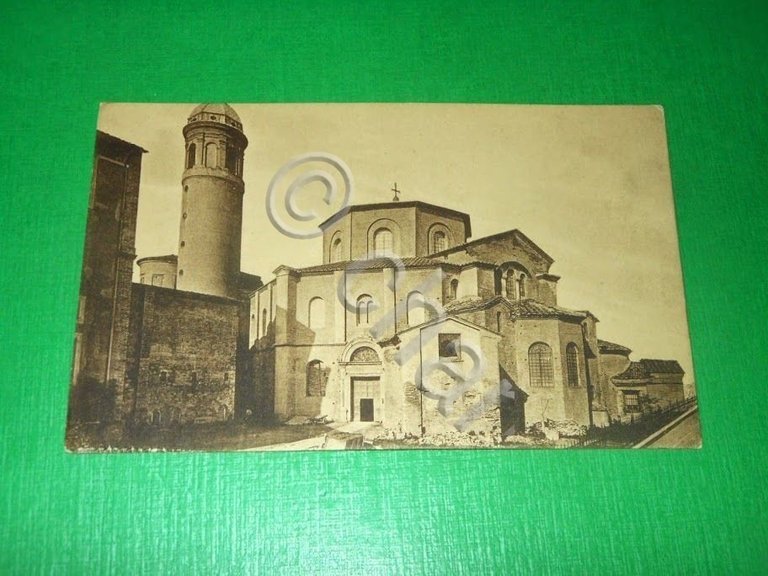Cartolina Ravenna - Basilica di S. Vitale 1920 ca.