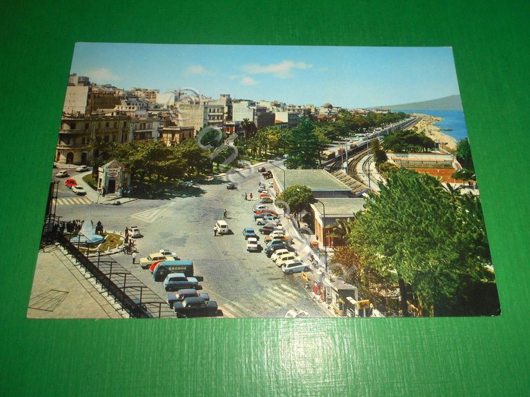 Cartolina Reggio Calabria - Piazza Indipendenza e lungomare 1975.