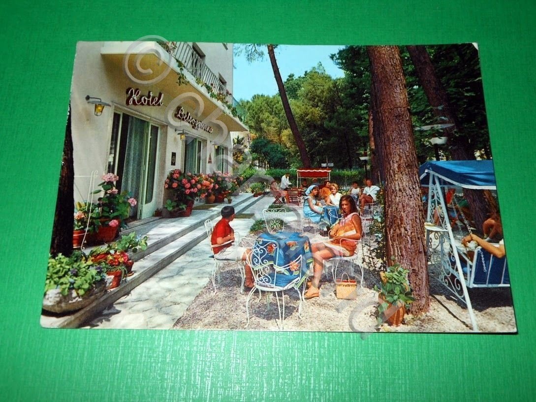 Cartolina Riccione - Hotel Belsoggiorno 1967.