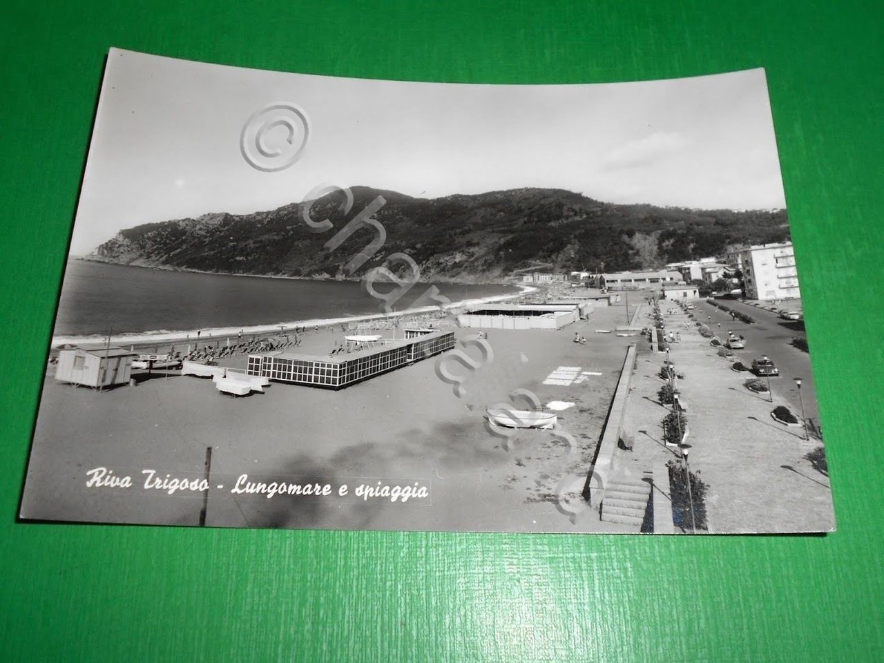 Cartolina Riva Trigoso - Lungomare e spiaggia 1960 ca.