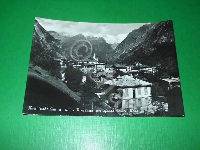 Cartolina Riva Valdobbia - Panorama con sfondo Monte Rosa 1950 …