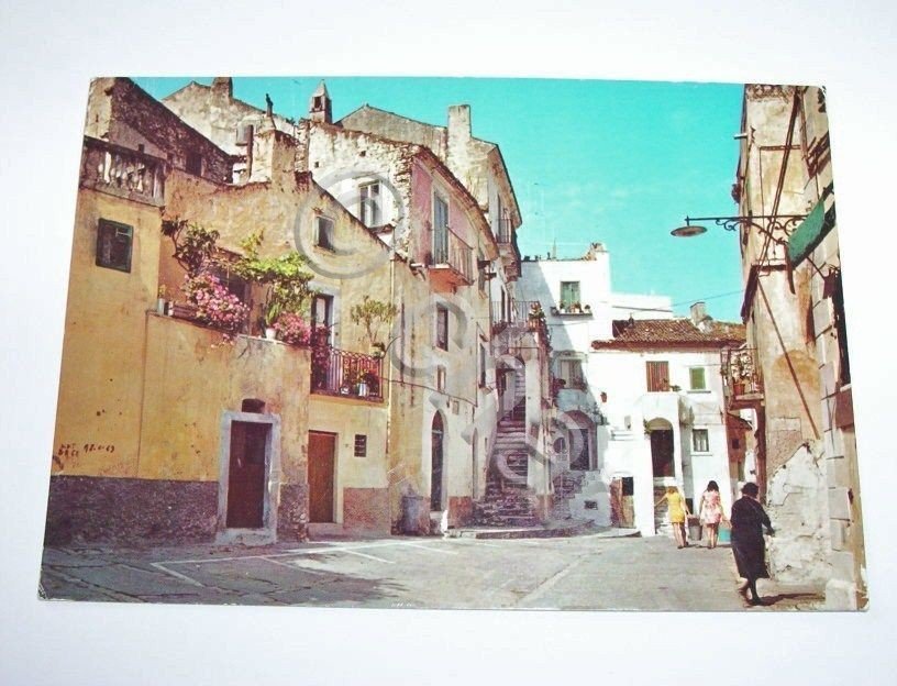 Cartolina Rodi Garganico - Largo Bovio 1974.