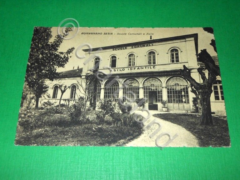 Cartolina Romagnano Sesia ( Novara ) - Scuole Comunali e …