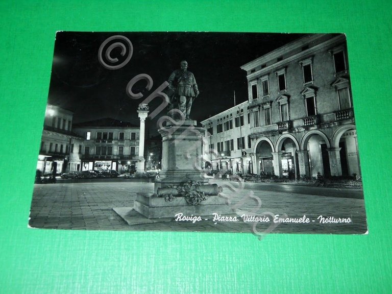 Cartolina Rovigo - Piazza Vittorio Emanuele ( notturno ) 1955 | Immagine Gallery 2