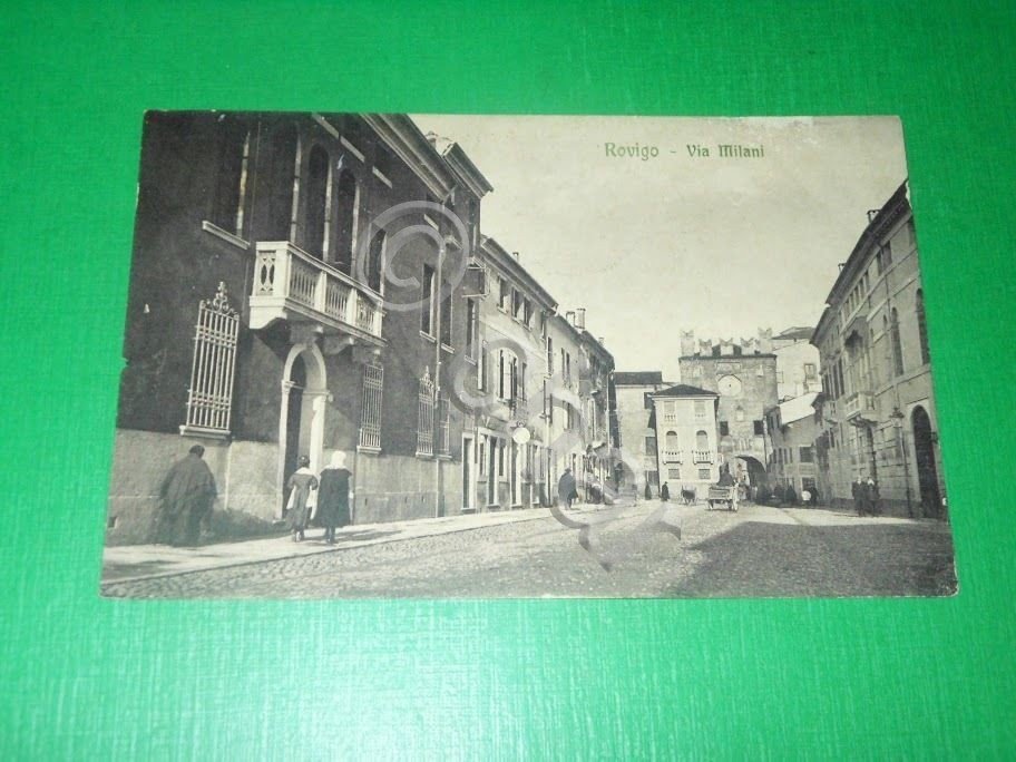 Cartolina Rovigo - Via Milani 1915.