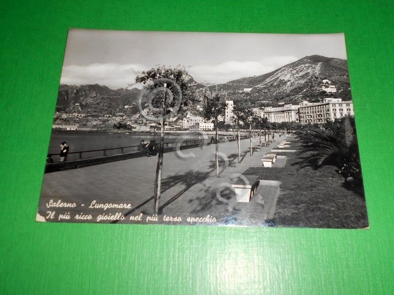 Cartolina Salerno - Lungomare 1951