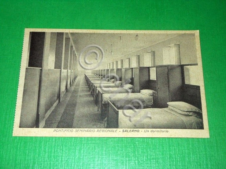 Cartolina Salerno - Pontificio Seminario Regionale - Un dormitorio 1933