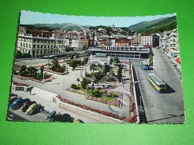 Cartolina Sanremo - Piazza Colombo e Stazione Autolinee.