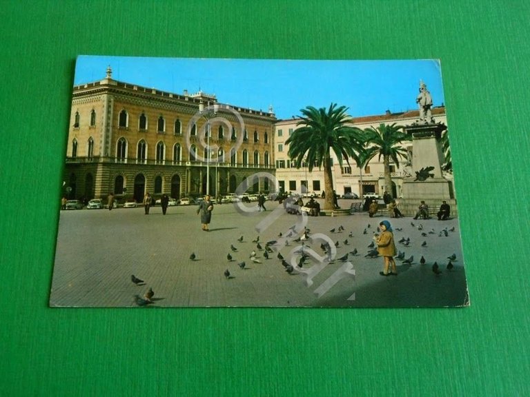 Cartolina Sassari - Piazza Italia 1966