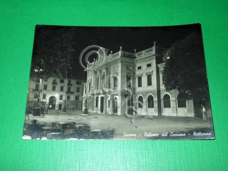 Cartolina Savona - Palazzo del Comune ( notturno ) 1942