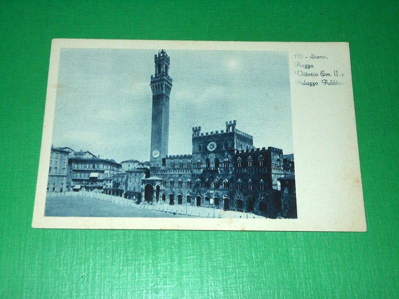 Cartolina Siena - Piazza Vittorio Emanuele II e Palazzo Pubblico …