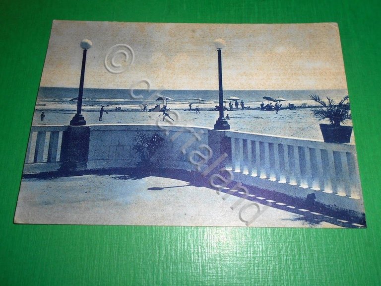 Cartolina Silvi Marina - Spiaggia vista dal Kursaal 1956.