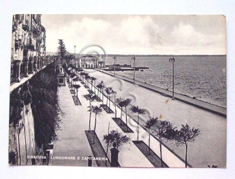 Cartolina Siracusa - Lungomare e Capitaneria 1951.