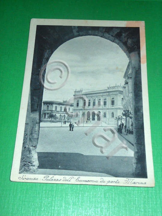Cartolina Siracusa - Palazzo dell' Economia da porta Marina 1941