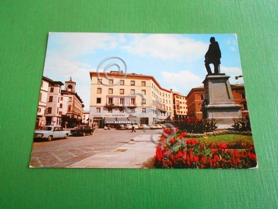 Cartolina Sondrio - Piazza Garibaldi 1971.