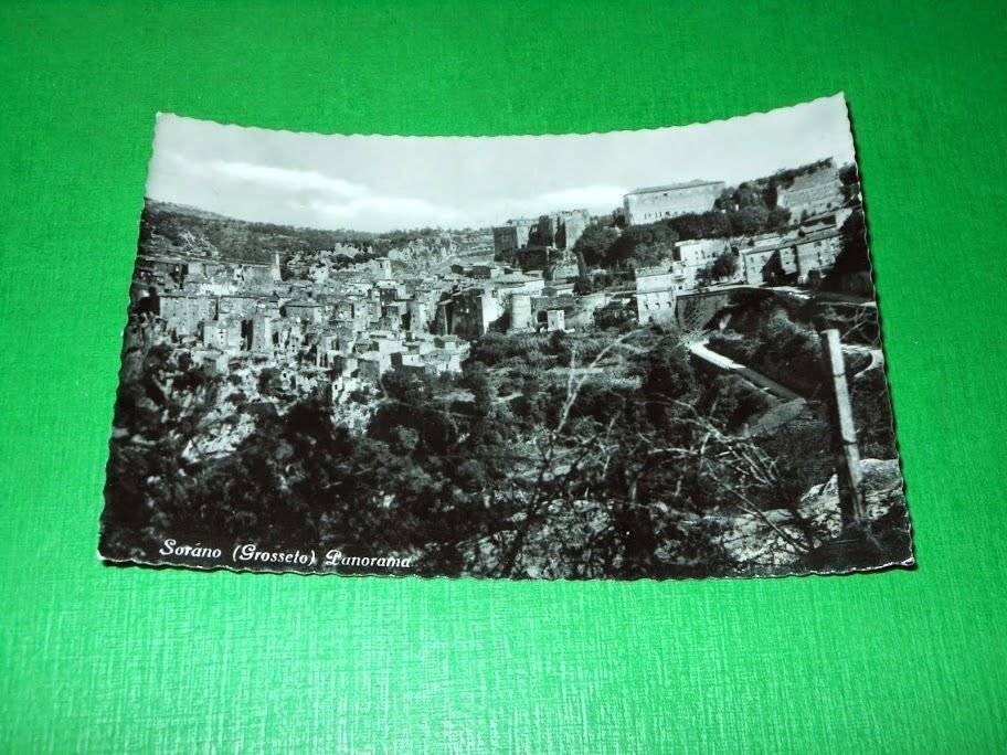 Cartolina Sorano ( Grosseto ) - Panorama 1956.