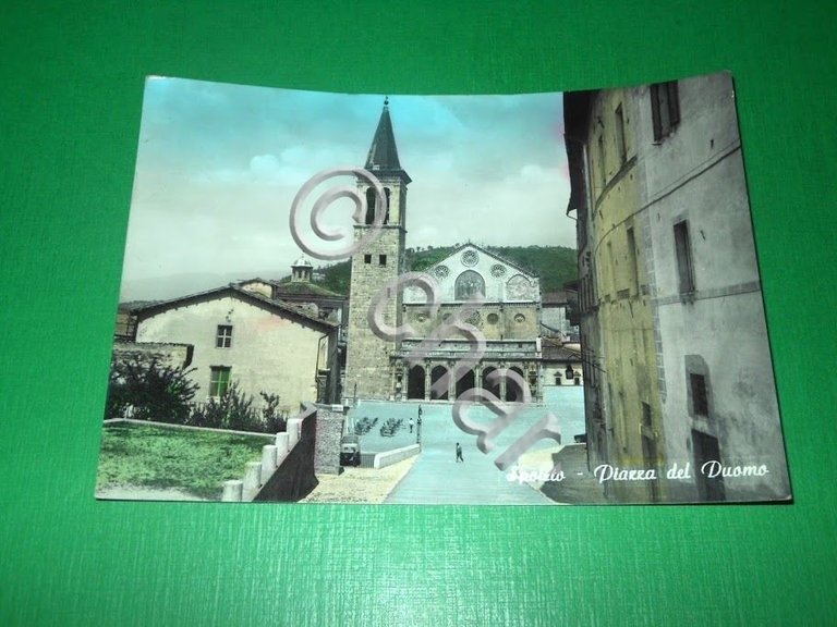 Cartolina Spoleto - Piazza del Duomo 1960