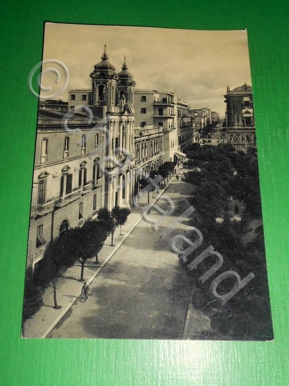 Cartolina Taranto - Corso Umberto e Chiesa di S. Pasquale …