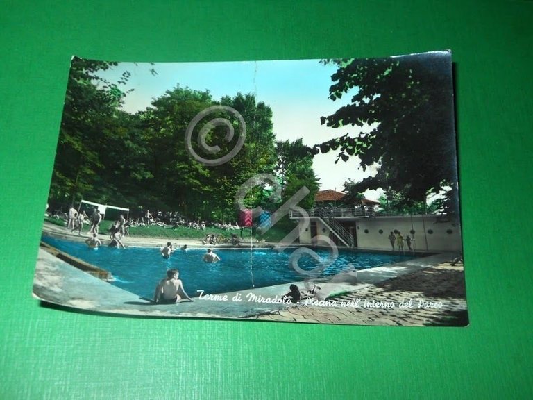 Cartolina Terme di Miradolo - Piscina nell' interno del Parco …