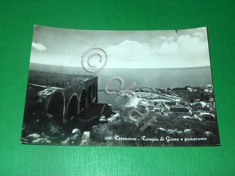 Cartolina Terracina - Tempio di Giove e panorama 1960