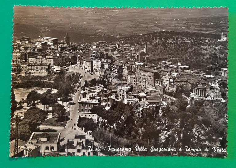 Cartolina Tivoli - Panorama - Villa Gregoriana e Tempio di …