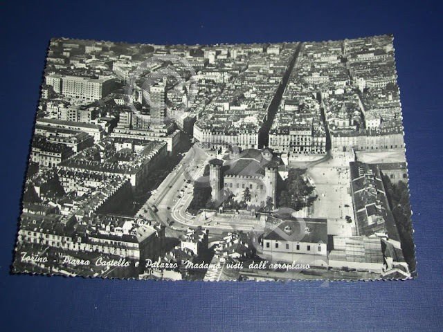 Cartolina Torino - Piazza Castello e Palazzo Madama 1957
