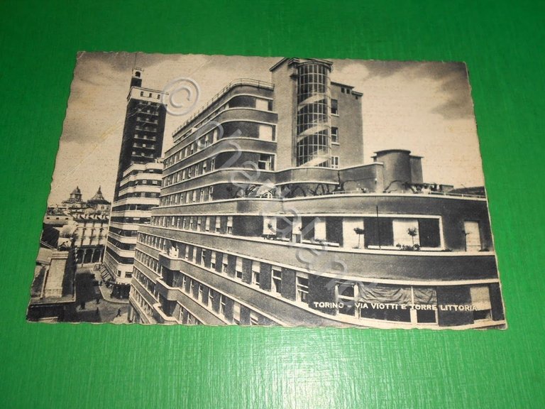 Cartolina Torino - Via Viotti e Torre Litoria 1942.