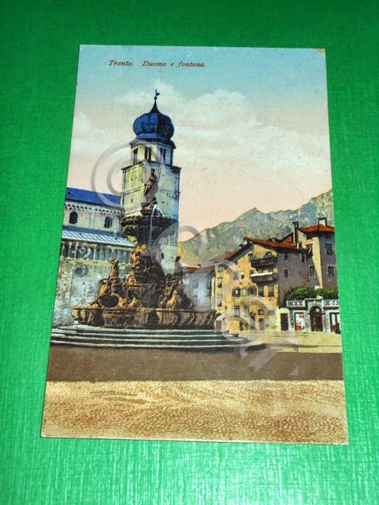Cartolina Trento - Duomo e fontana 1918.