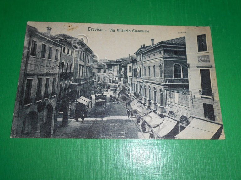 Cartolina Treviso - Via Vittorio Emanuele 1927.