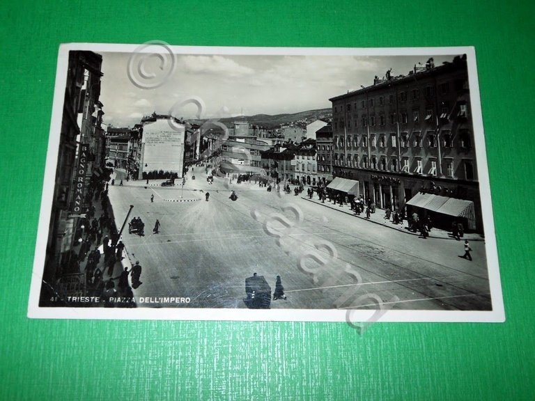 Cartolina Trieste - Piazza dell' Impero 1941