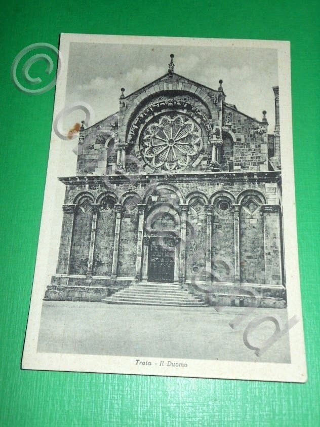 Cartolina Troia ( Foggia ) - Il Duomo 1955.