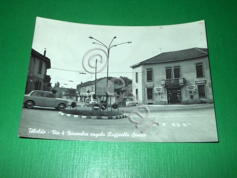 Cartolina Uboldo - Via 4 Novembre angolo Raffaello Sanzio 1962.