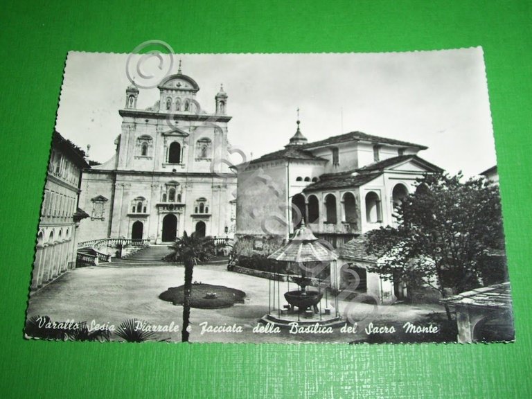 Cartolina Varallo Sesia - Piazzale e Facciata della Basilica Sacro … | Immagine Gallery 2