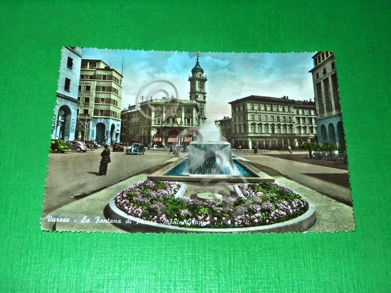 Cartolina Varese - La Fontana di Piazza Monte Grappa 1958