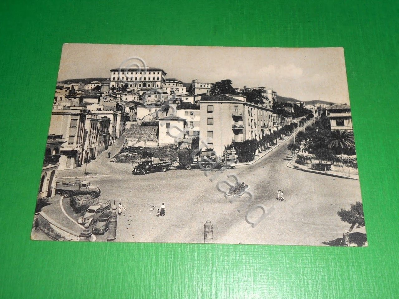 Cartolina Velletri - Piazza XX Settembre 1957.