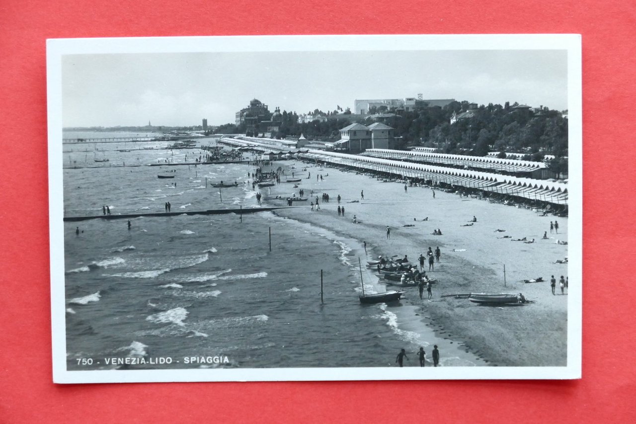 Cartolina Venezia Lido - Spiaggia 1942.