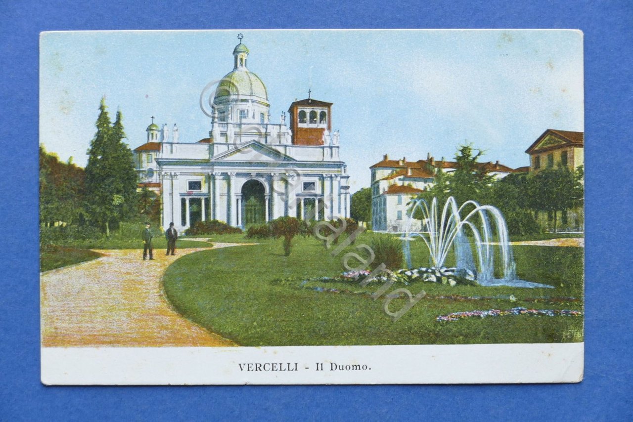 Cartolina Vercelli - Il Duomo - 1919.