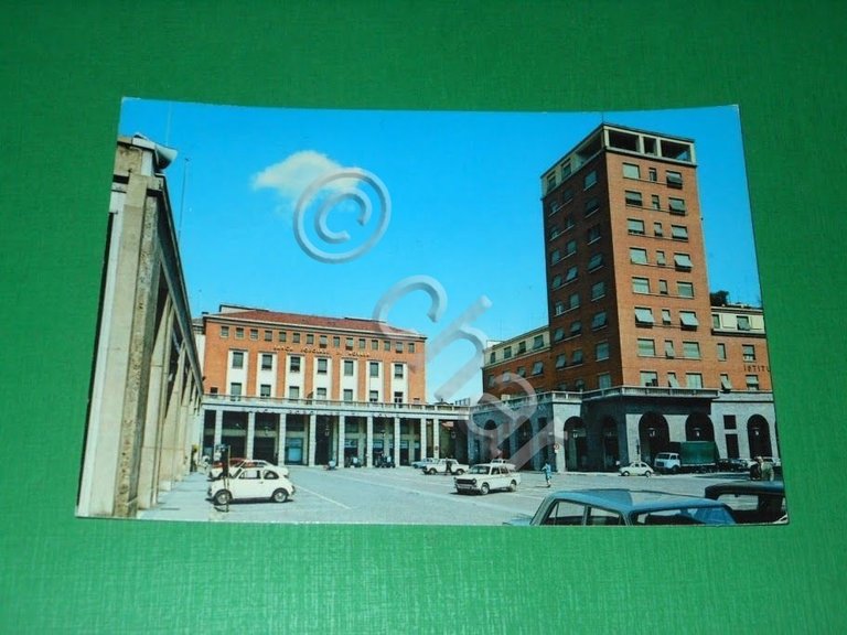 Cartolina Vercelli - Piazza Zumaglini 1974