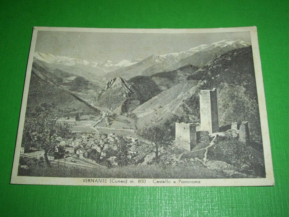Cartolina Vernante ( Cuneo ) - Castello e Panorama 1947.