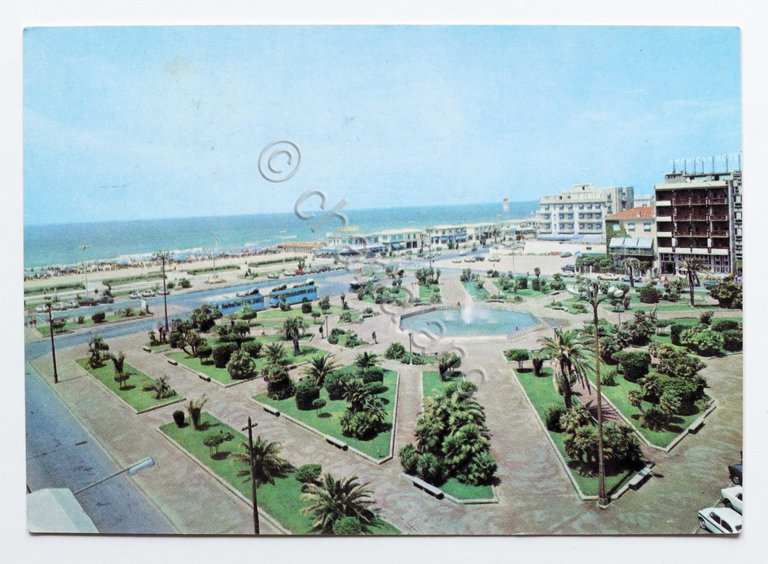 Cartolina Viareggio - Piazza Mazzini - 1966
