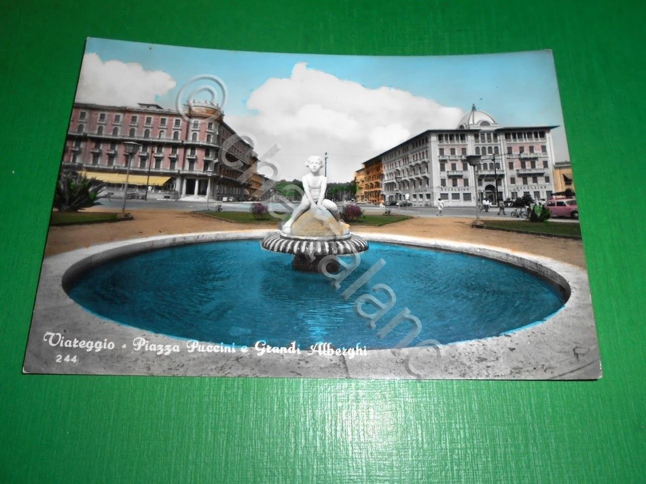 Cartolina Viareggio - Piazza Puccini e Grandi Alberghi 1966.