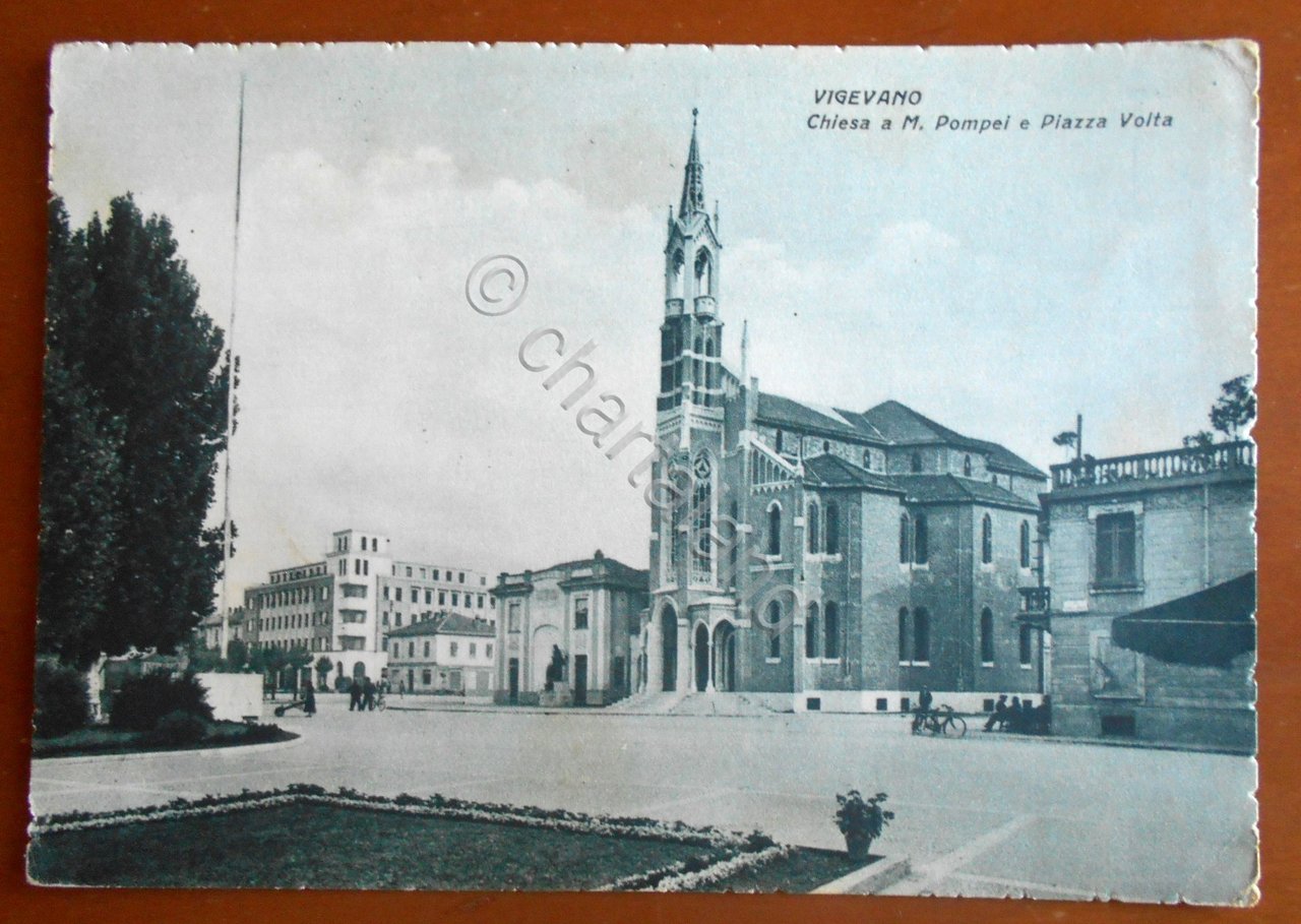 Cartolina Vigevano - Chiesa a M. Pompei e Piazza Volta …